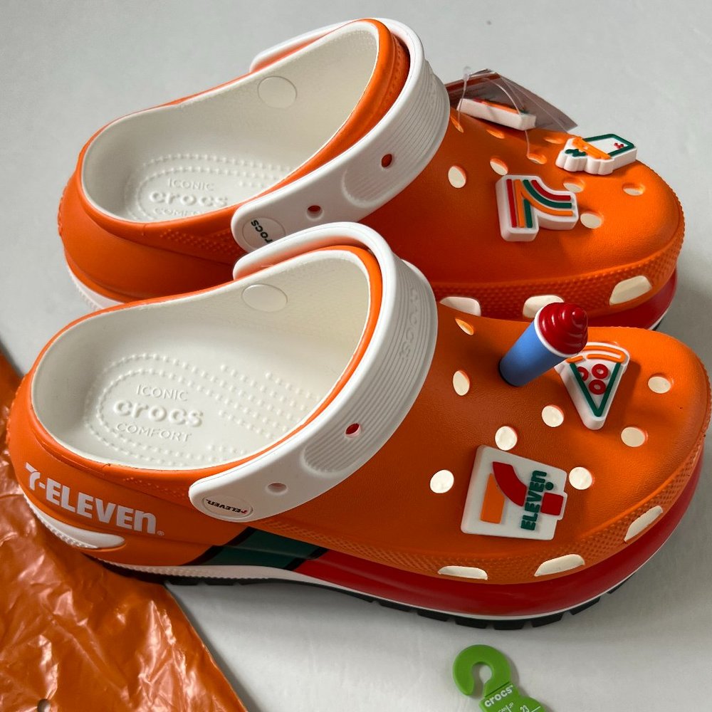 COPY - CROCS, 7 ELEVEN MEGA CRUSH PLATFORM CLOGS WITH JIBBITZ